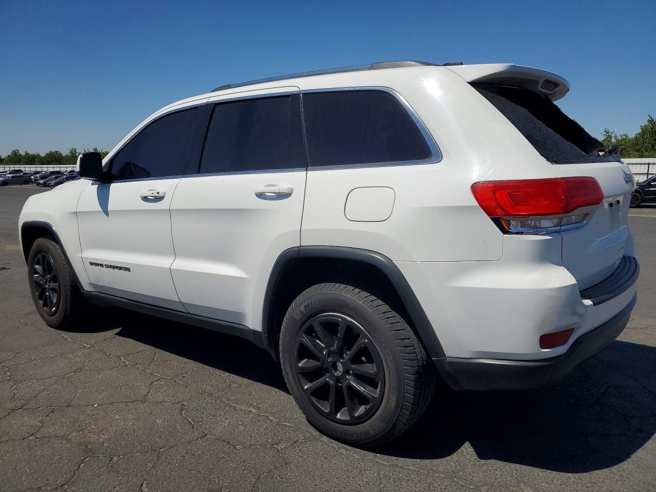 2015 Jeep Grand Cherokee Laredo Белый vin: 1C4RJEAGXFC822809