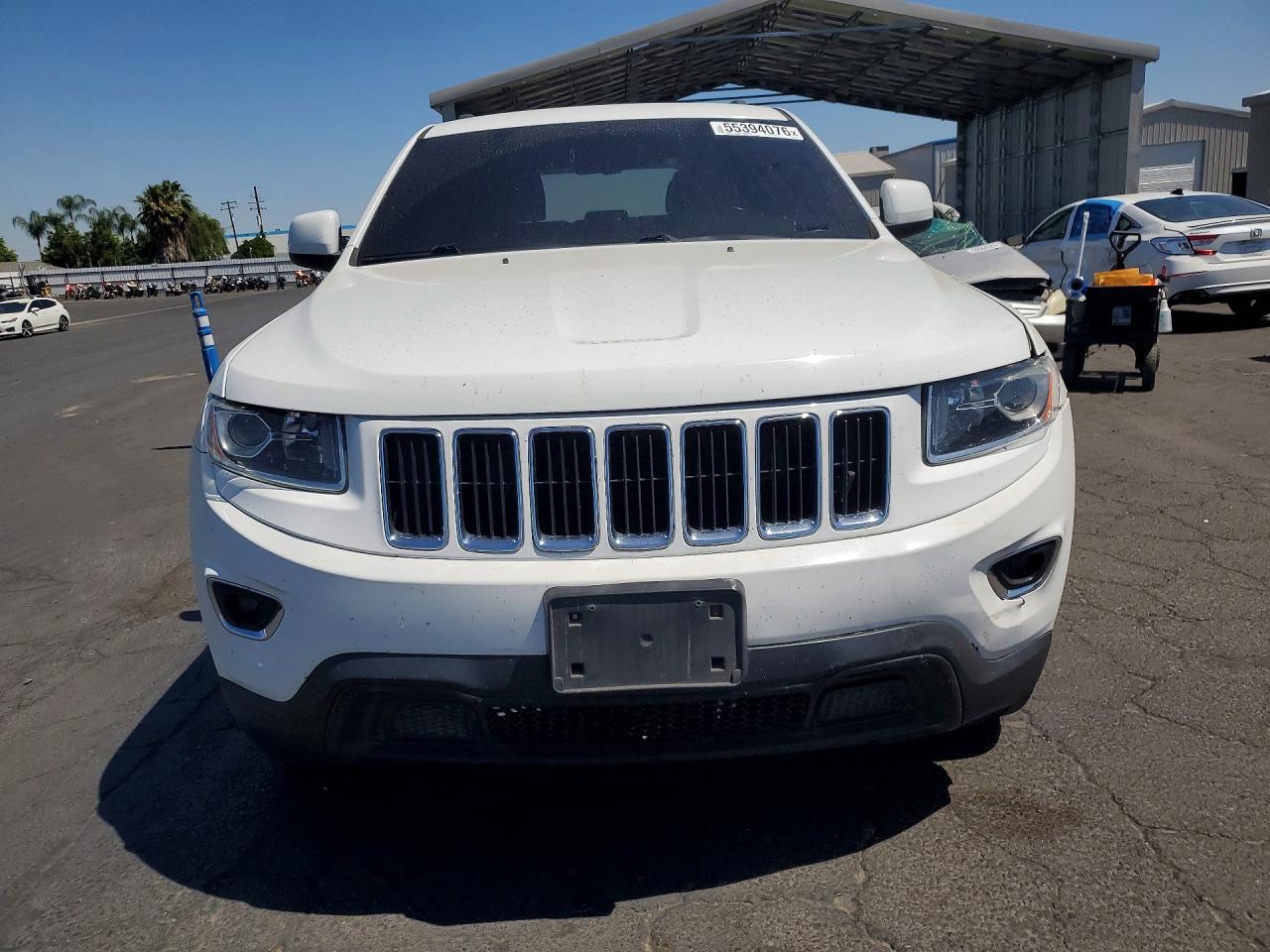 2015 Jeep Grand Cherokee Laredo Белый vin: 1C4RJEAGXFC822809
