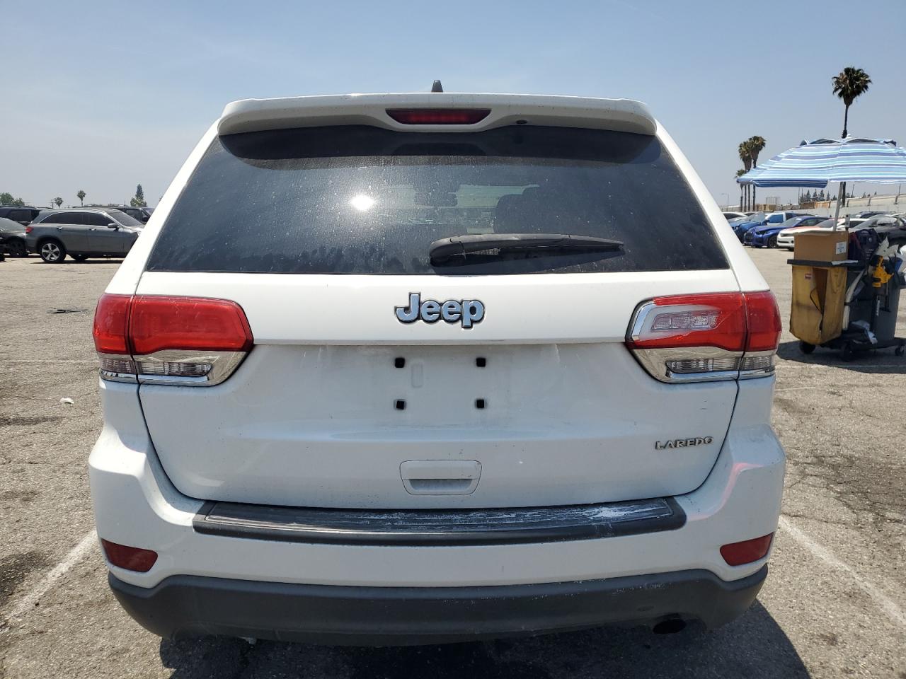 2015 Jeep Grand Cherokee White vin: 1C4RJEAGXFC826312