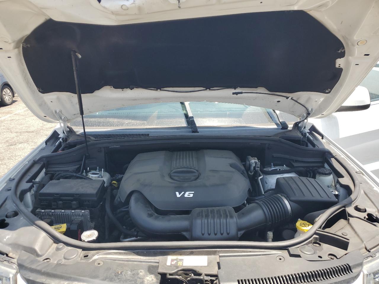 2015 Jeep Grand Cherokee White vin: 1C4RJEAGXFC826312