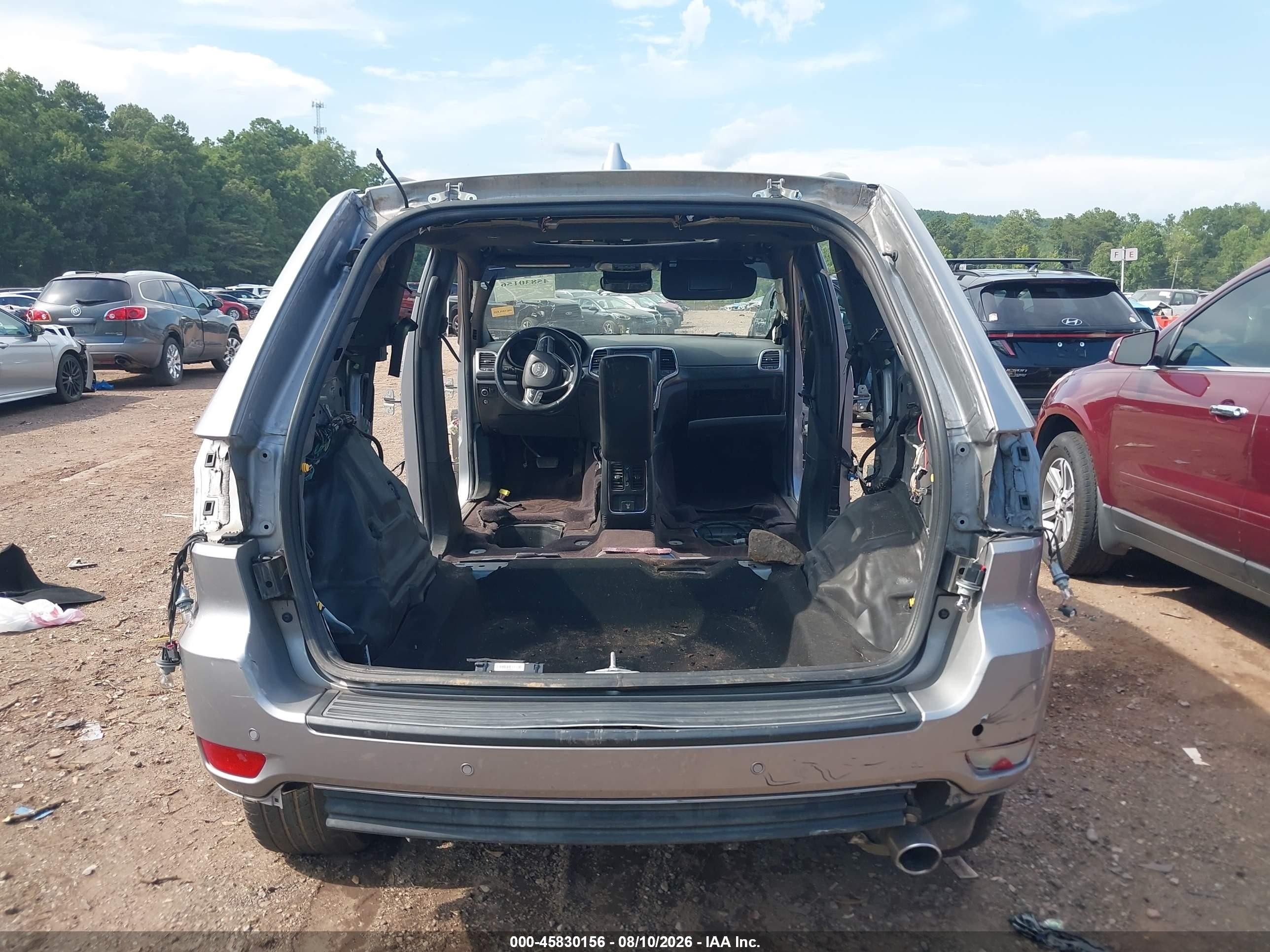 2018 Jeep Grand Cherokee Altitude 4x2 Silver vin: 1C4RJEAGXJC485230