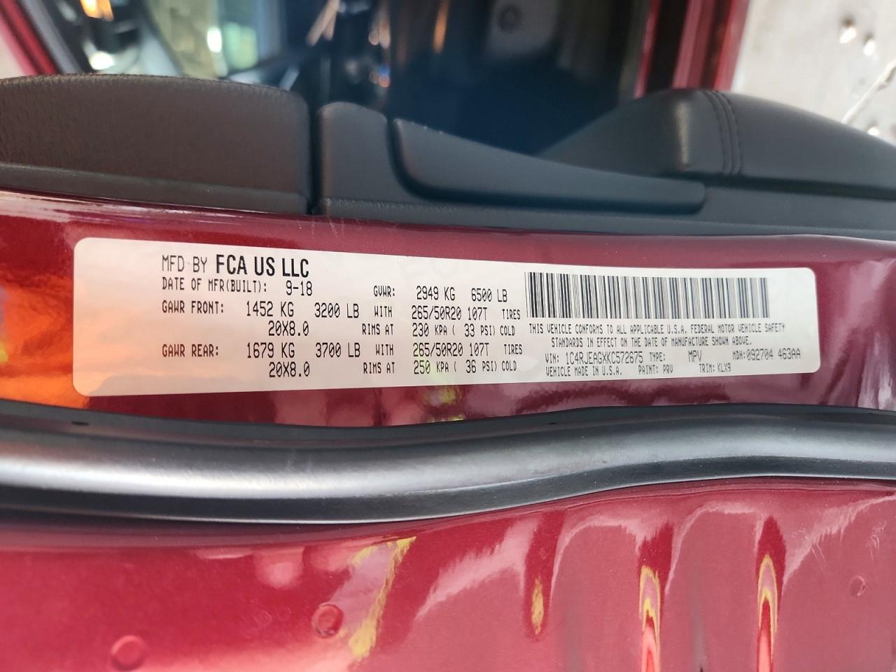 2019 Jeep Grand Cherokee Laredo Burgundy vin: 1C4RJEAGXKC572675
