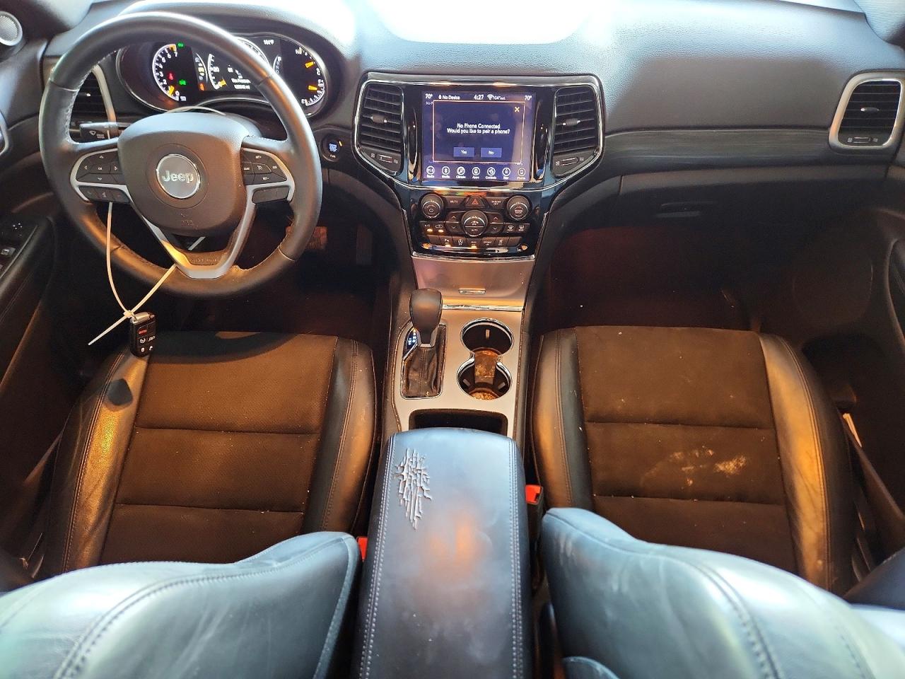 2019 Jeep Grand Cherokee Laredo Burgundy vin: 1C4RJEAGXKC572675