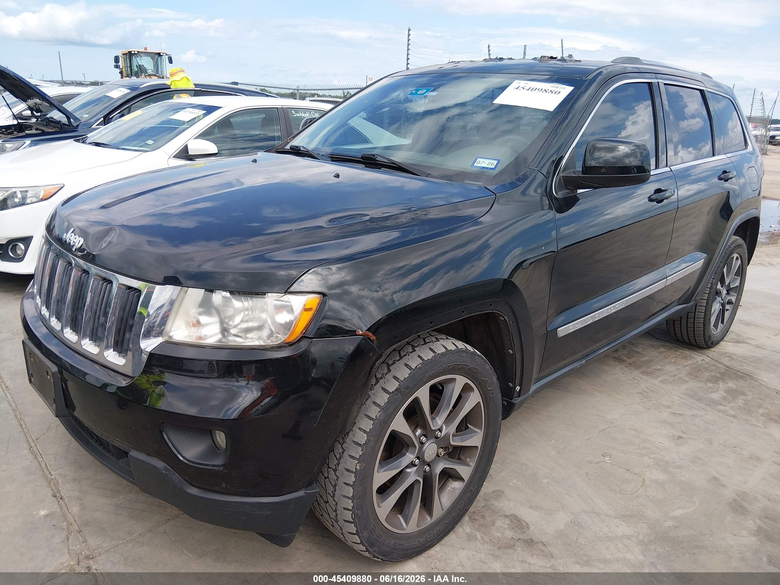 2013 Jeep Grand Cherokee Laredo Black vin: 1C4RJEAT0DC650932