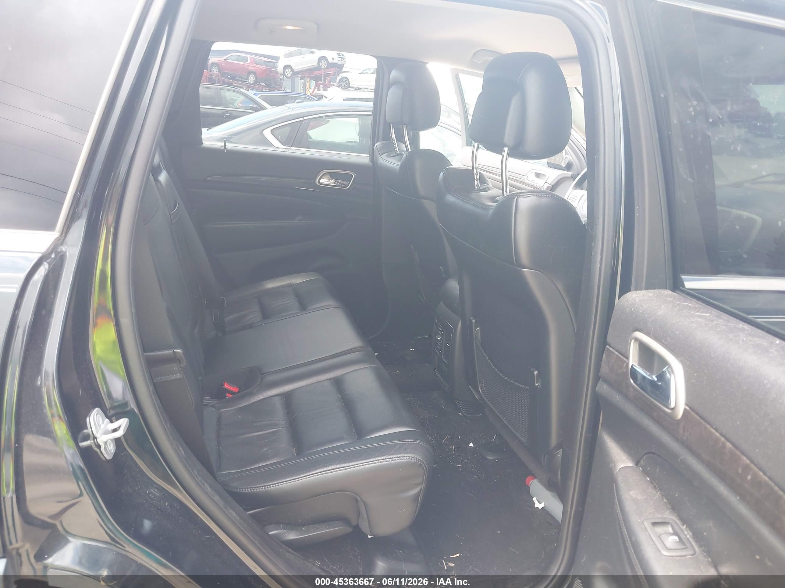 2013 Jeep Grand Cherokee Laredo Черный vin: 1C4RJEAT1DC564349