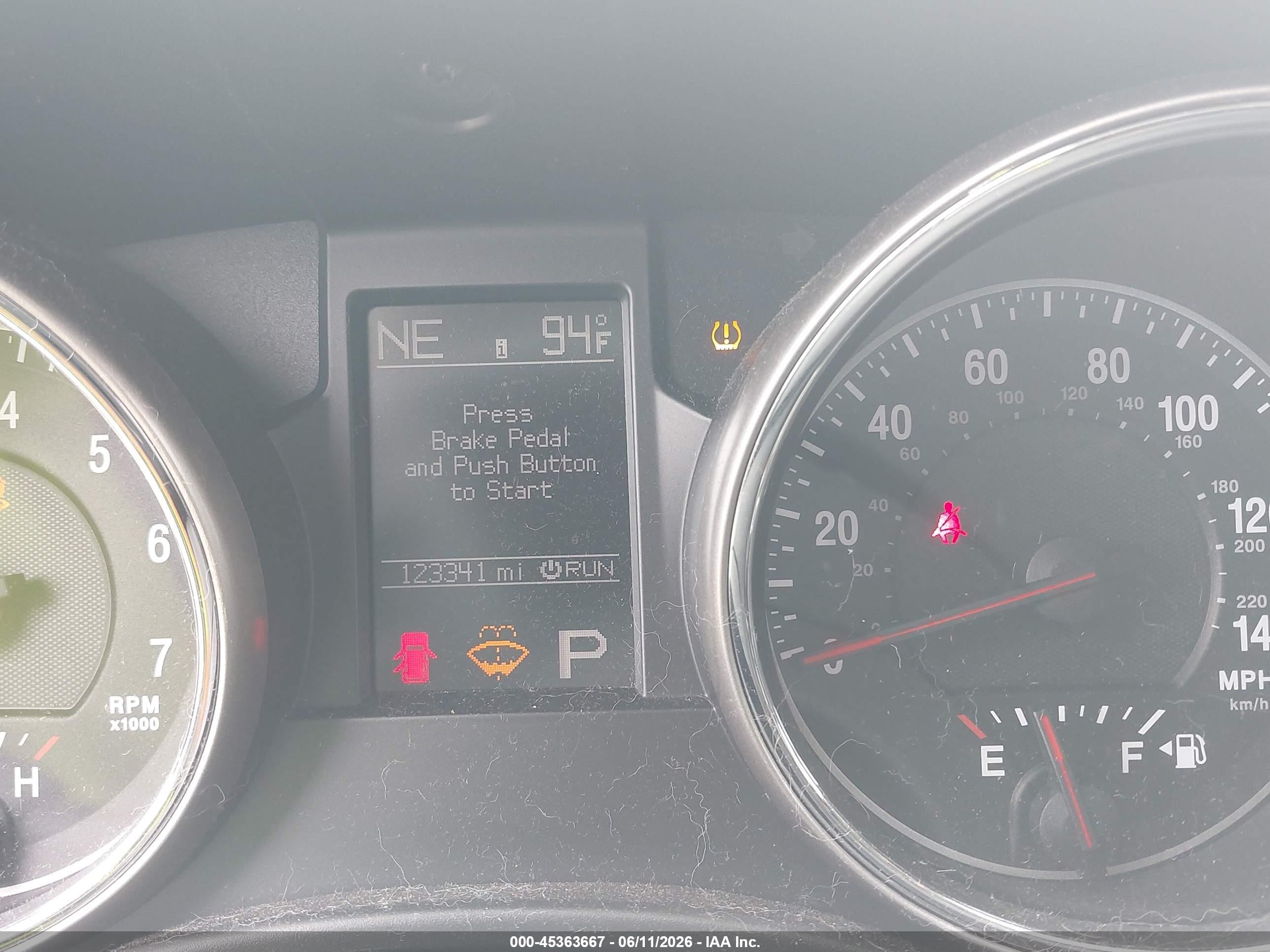2013 Jeep Grand Cherokee Laredo Черный vin: 1C4RJEAT1DC564349