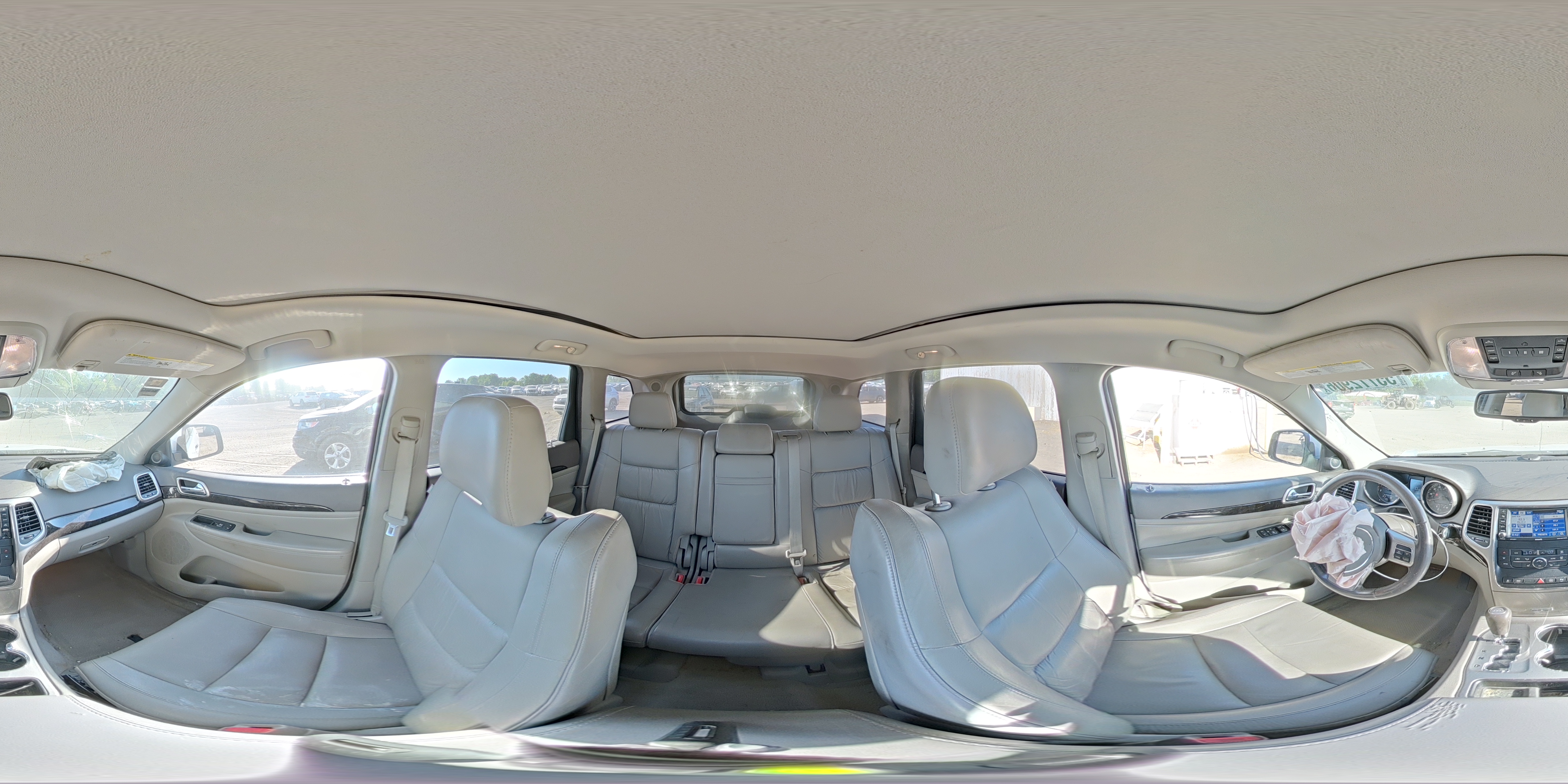 2012 Jeep Grand Cherokee Laredo Silver vin: 1C4RJEAT3CC361865