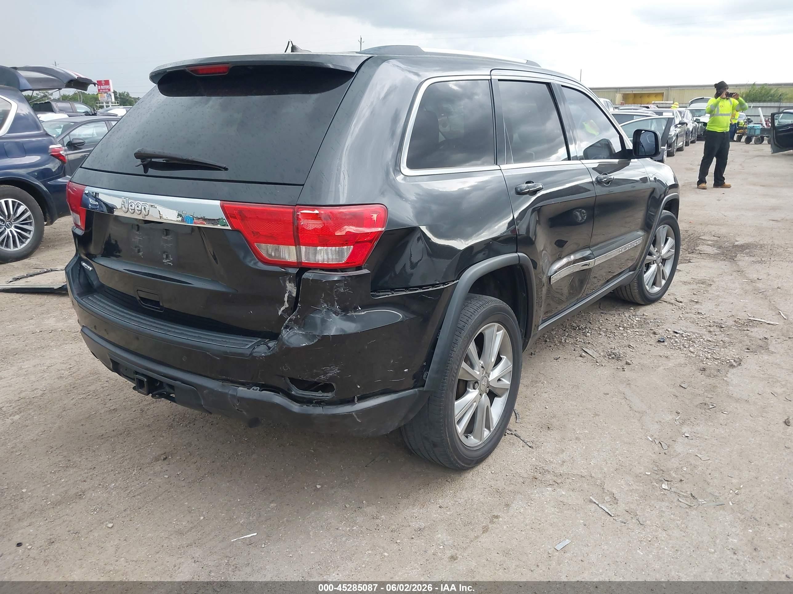 2013 Jeep Grand Cherokee Laredo Black vin: 1C4RJEAT3DC546788