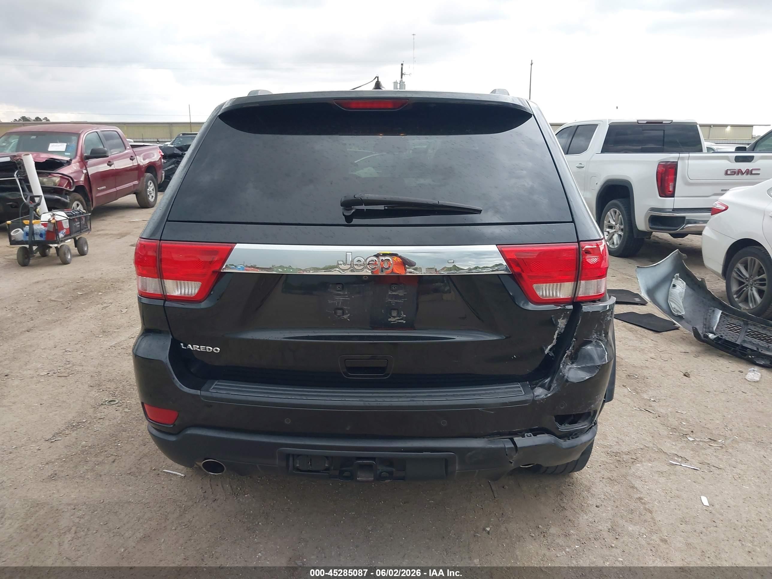 2013 Jeep Grand Cherokee Laredo Black vin: 1C4RJEAT3DC546788