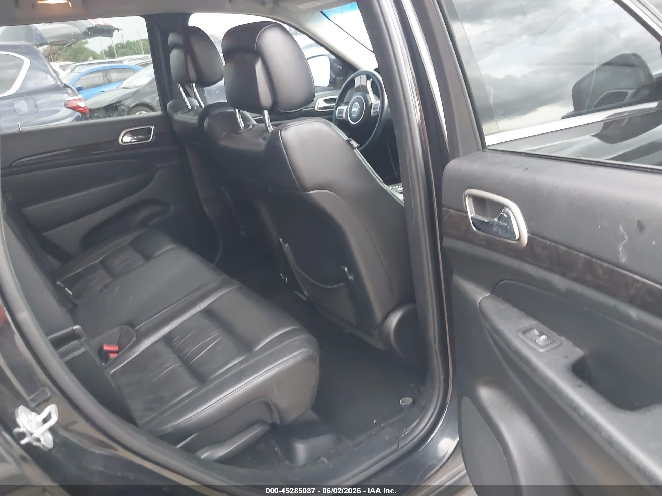 2013 Jeep Grand Cherokee Laredo Black vin: 1C4RJEAT3DC546788