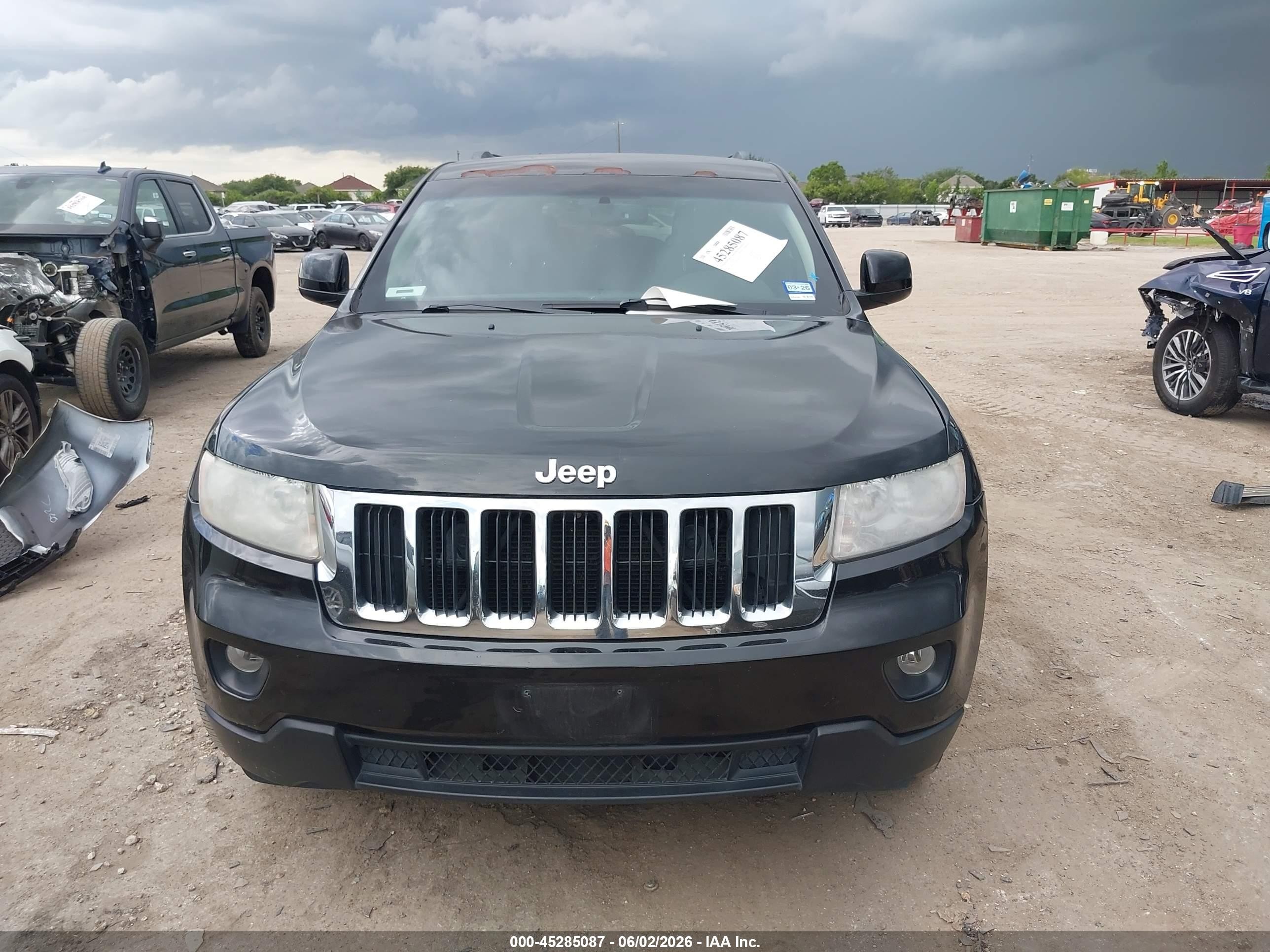 2013 Jeep Grand Cherokee Laredo Black vin: 1C4RJEAT3DC546788