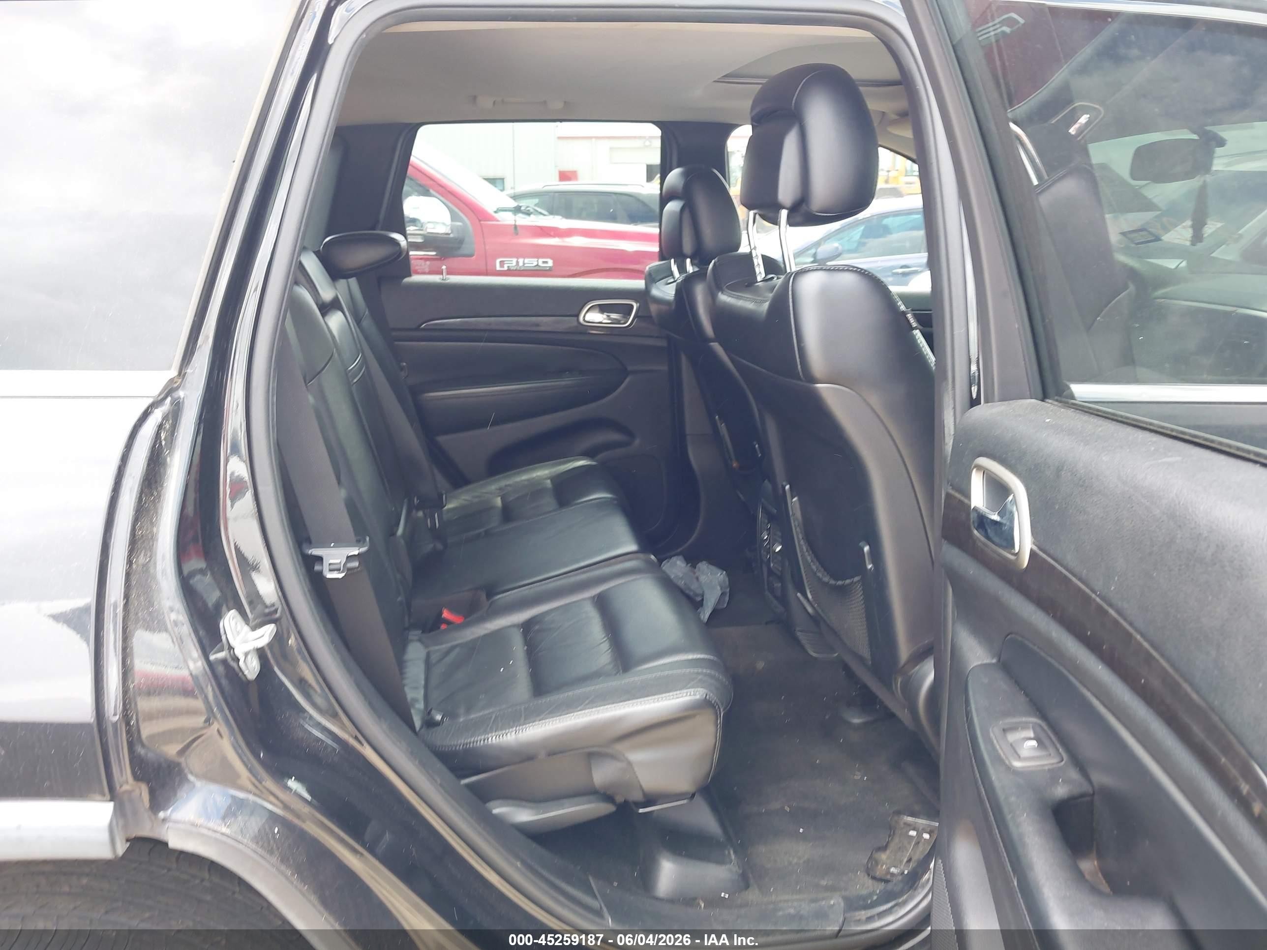 2012 Jeep Grand Cherokee Laredo Black vin: 1C4RJEAT6CC307461