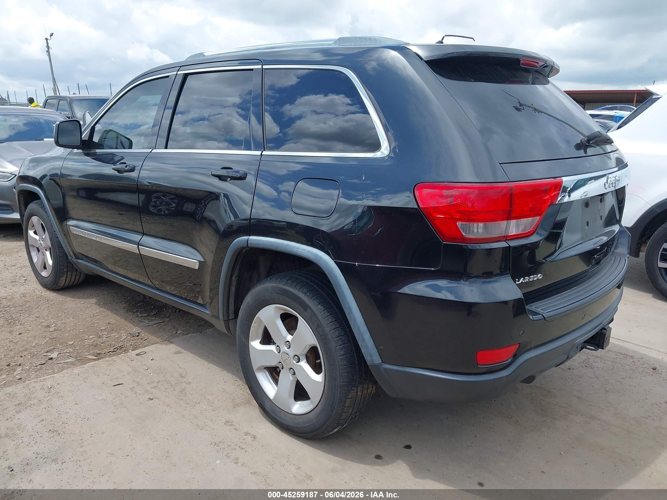 2012 Jeep Grand Cherokee Laredo Black vin: 1C4RJEAT6CC307461