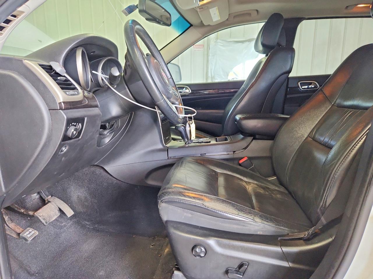 2013 Jeep Grand Cherokee Laredo Белый vin: 1C4RJEAT6DC596925