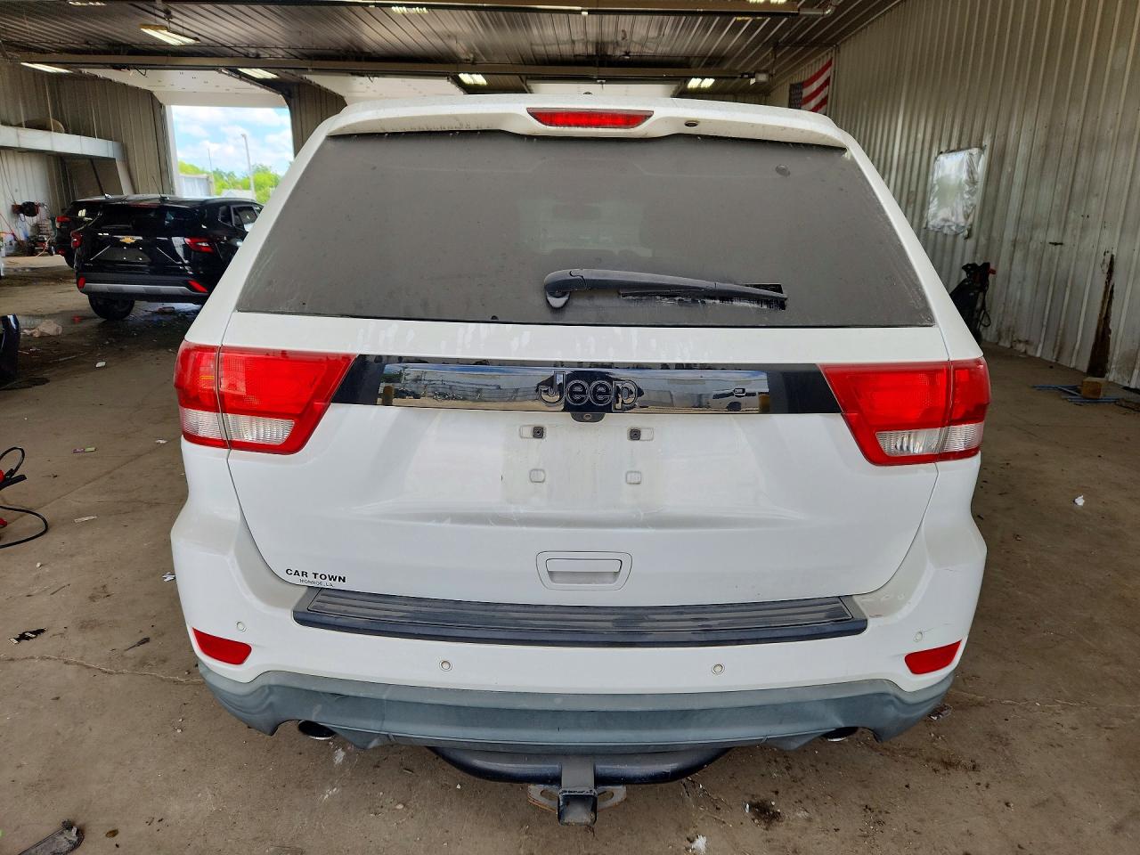 2013 Jeep Grand Cherokee Laredo Белый vin: 1C4RJEAT6DC596925