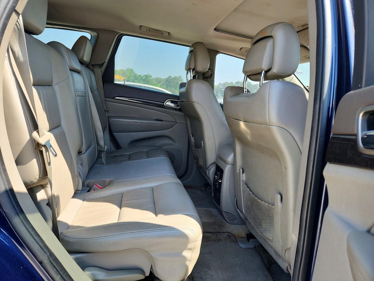 2013 Jeep Grand Cherokee Laredo Blue vin: 1C4RJEAT8DC547306