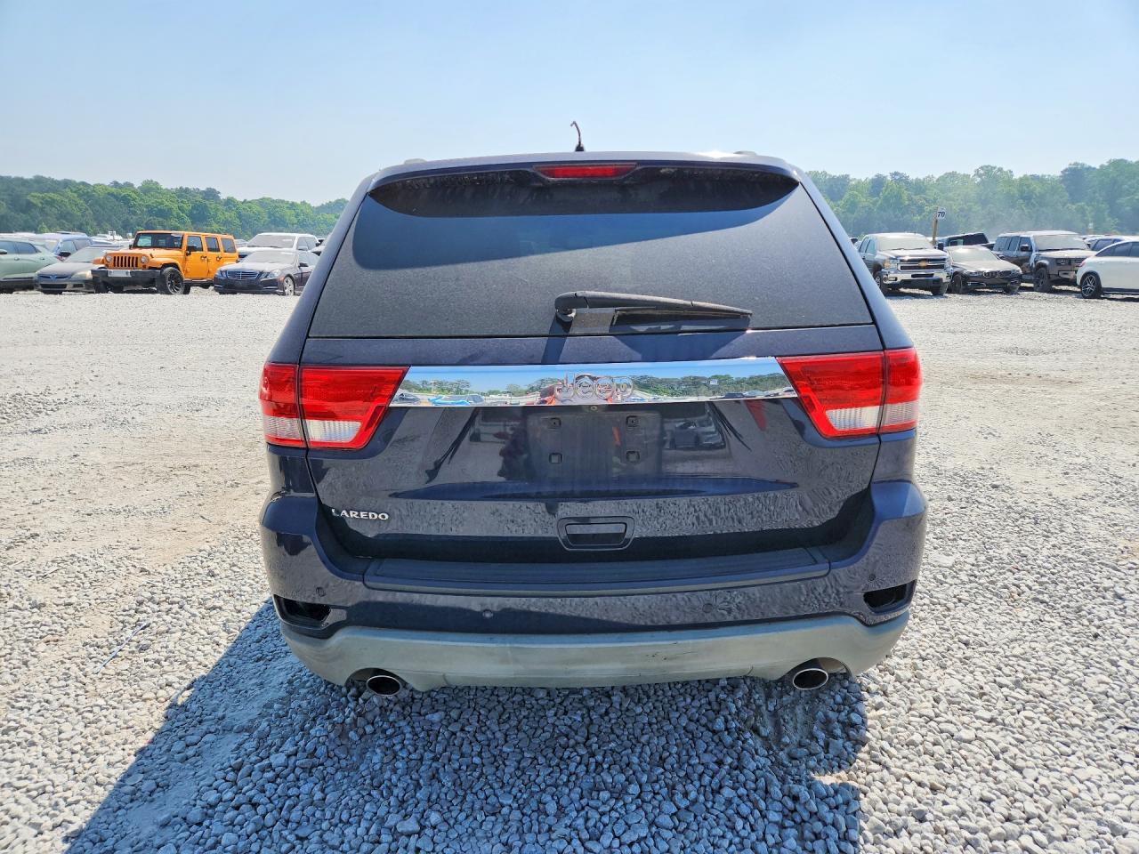 2013 Jeep Grand Cherokee Laredo Blue vin: 1C4RJEAT8DC547306
