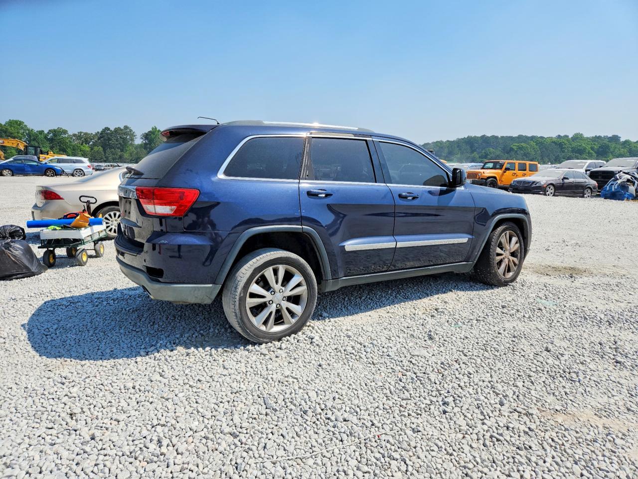 2013 Jeep Grand Cherokee Laredo Blue vin: 1C4RJEAT8DC547306
