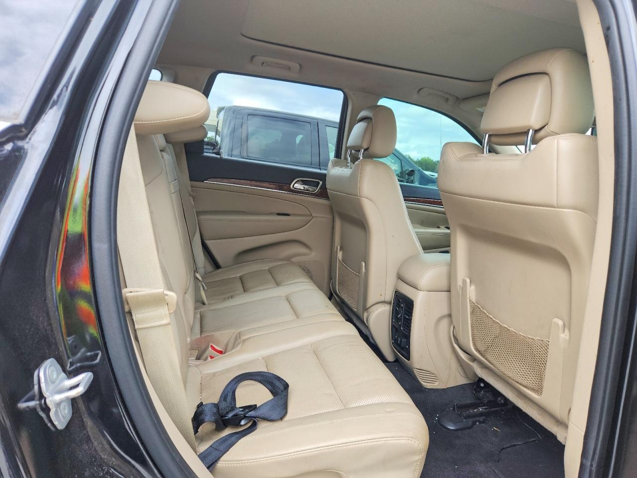 2012 Jeep Grand Cherokee Limited White vin: 1C4RJEBG0CC263846