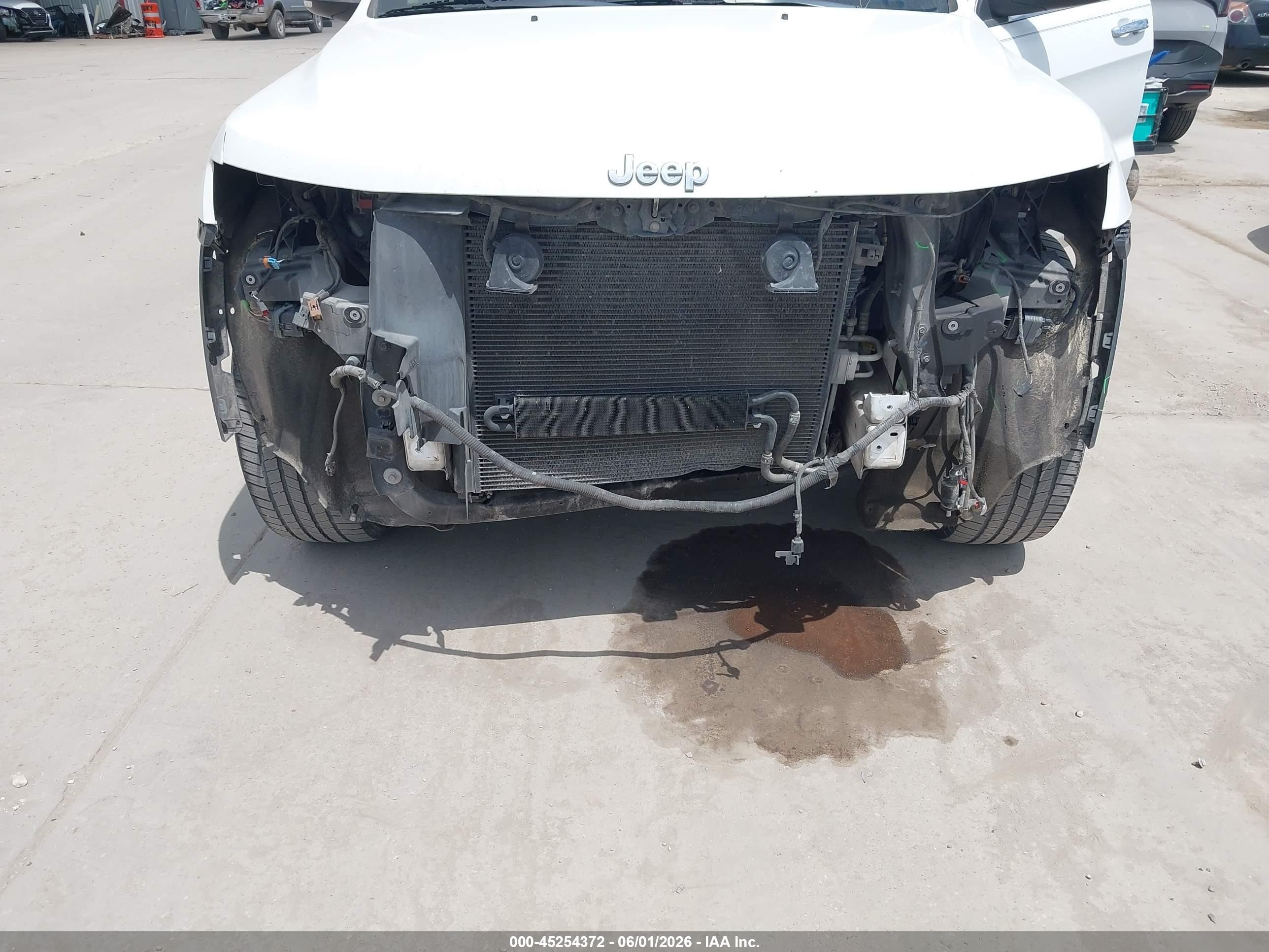 2015 Jeep Grand Cherokee Limited White vin: 1C4RJEBG0FC629678