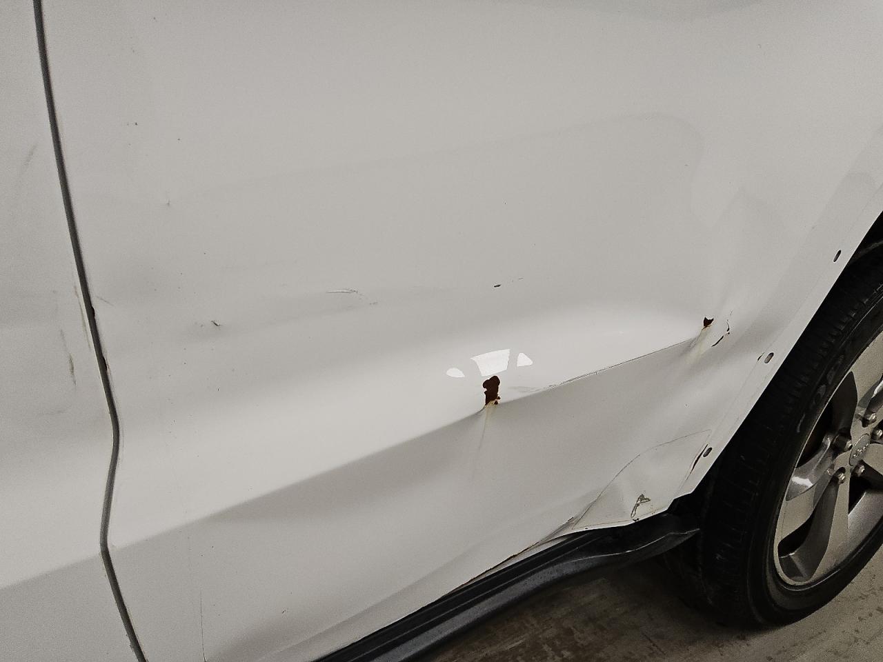 2015 Jeep Grand Cherokee Limited White vin: 1C4RJEBG0FC780181 Damage: Left Rear Door, Broken, Replacement Required