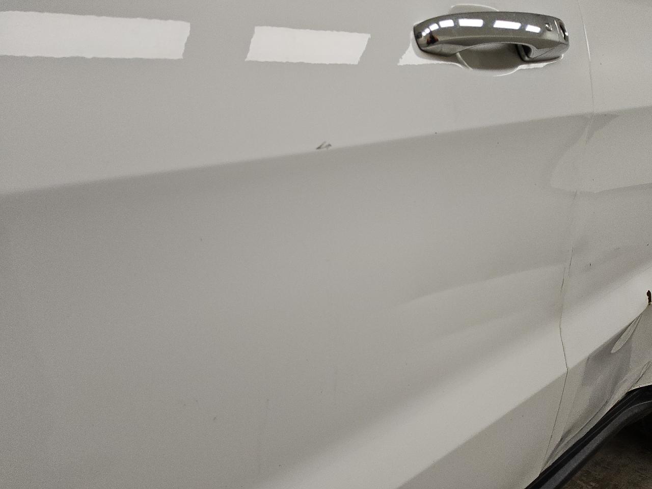 2015 Jeep Grand Cherokee Limited White vin: 1C4RJEBG0FC780181 Damage: Left Front Door, Chipped, 3