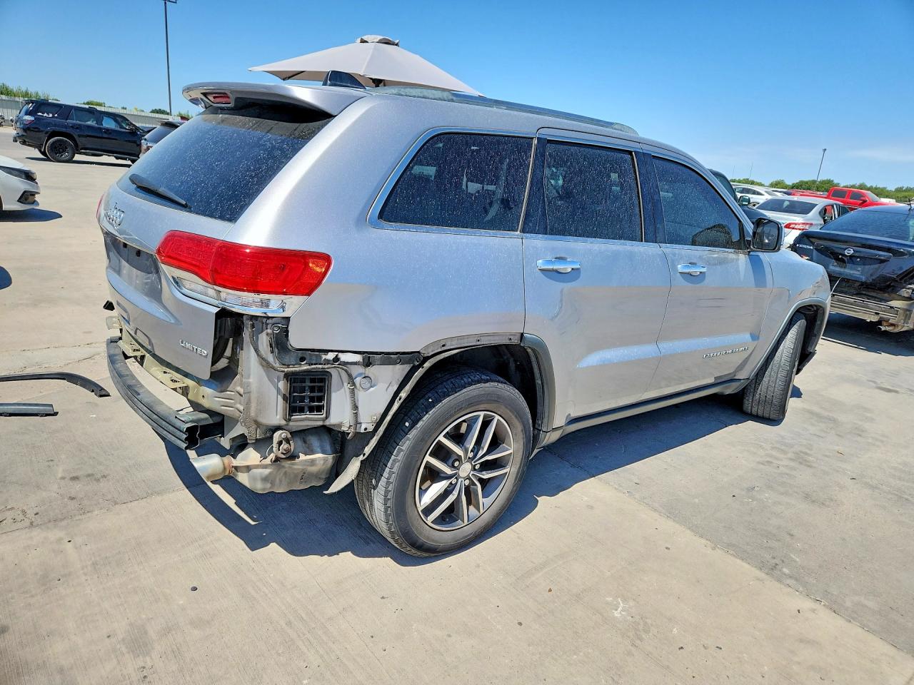 2015 Jeep Grand Cherokee Limited Silver vin: 1C4RJEBG0FC868034