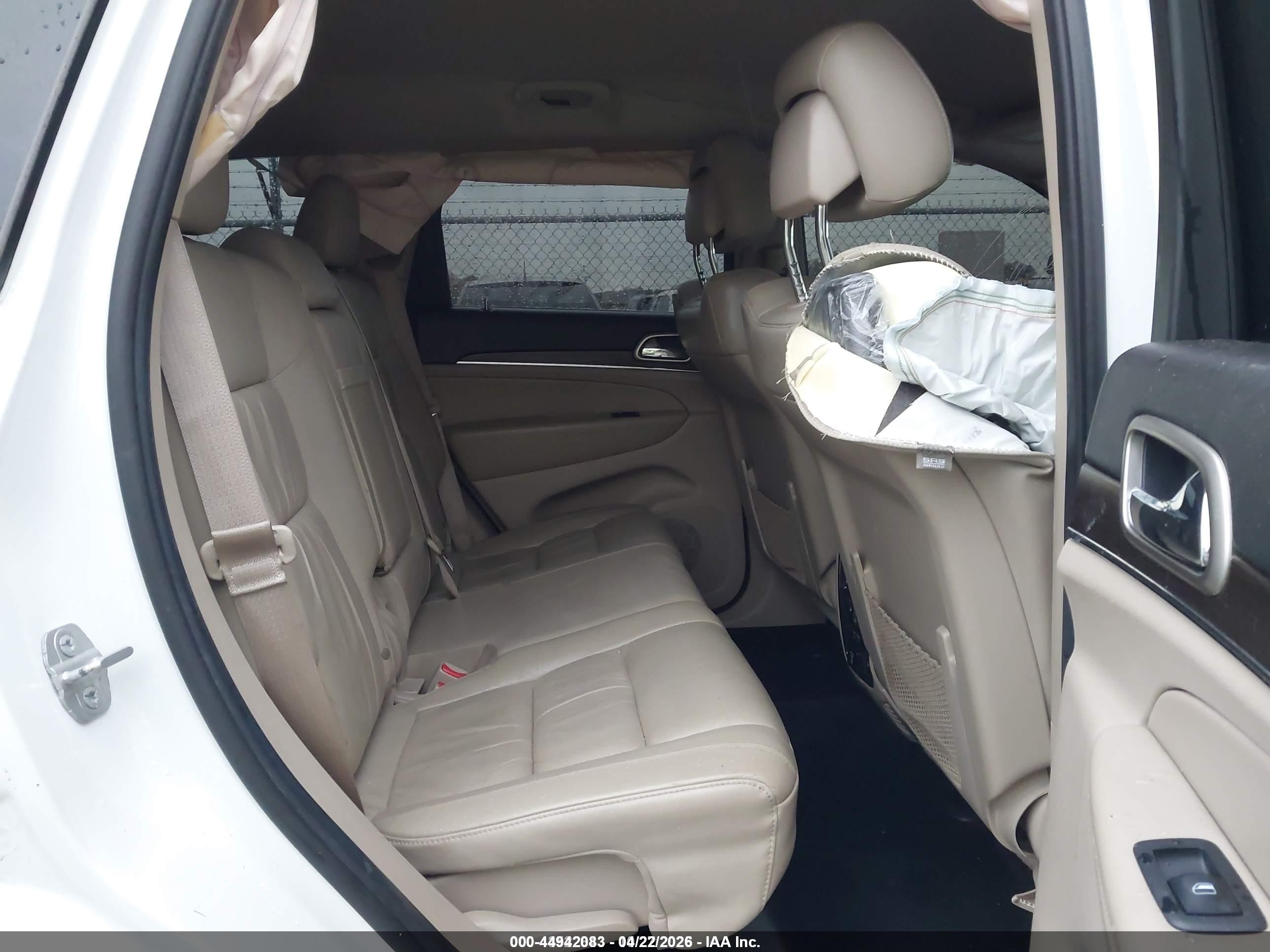 2014 Jeep Grand Cherokee Limited White vin: 1C4RJEBG1EC432842