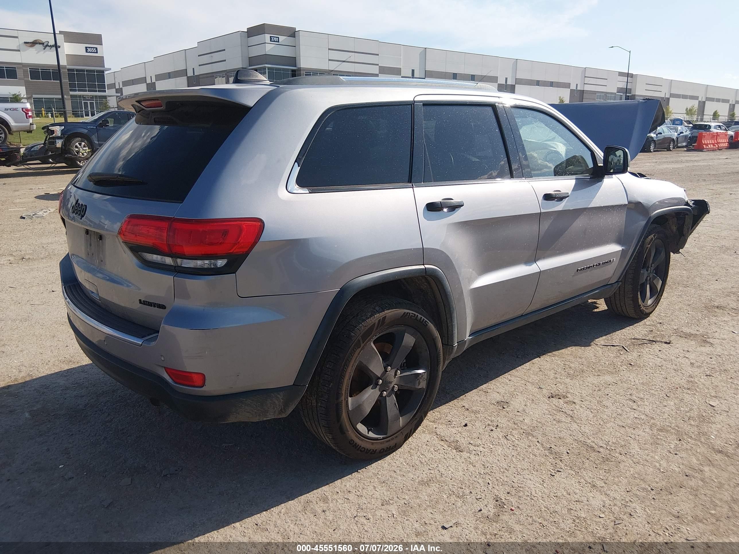 2015 Jeep Grand Cherokee Limited Silver vin: 1C4RJEBG1FC640253