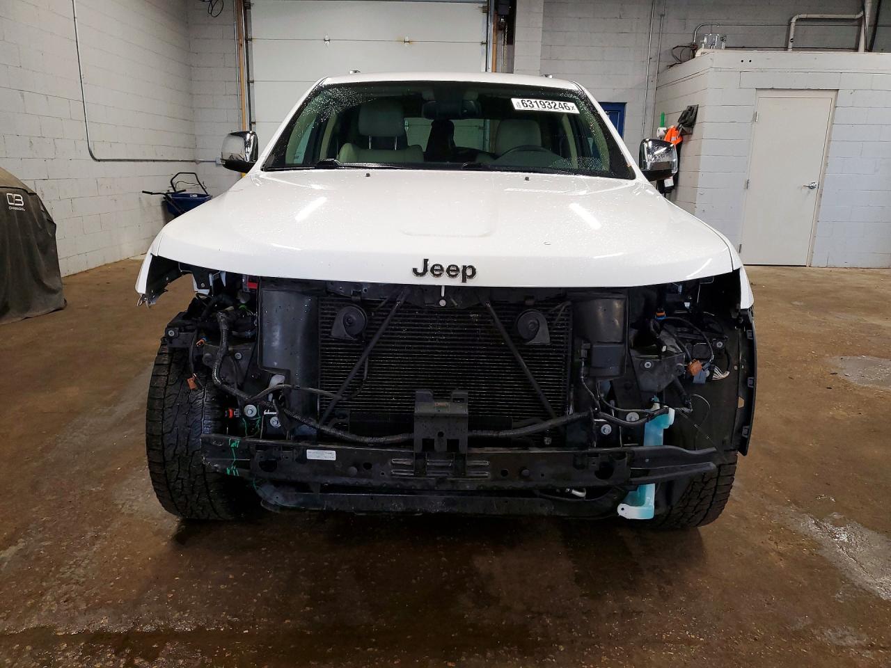 2015 Jeep Grand Cherokee Limited White vin: 1C4RJEBG1FC742619