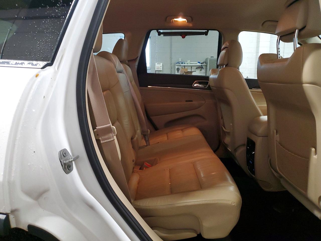 2015 Jeep Grand Cherokee Limited White vin: 1C4RJEBG1FC742619