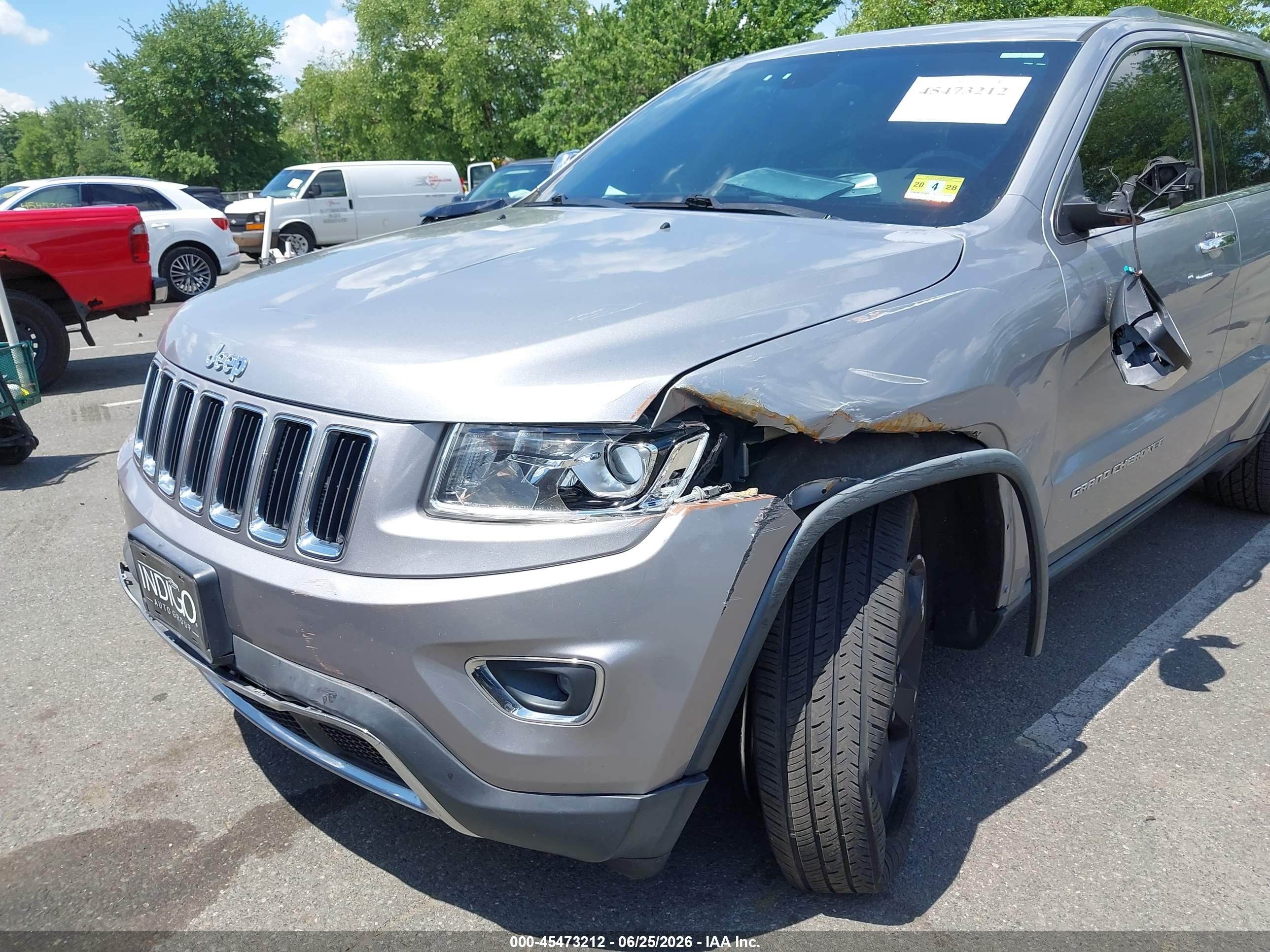 2015 Jeep Grand Cherokee Limited Silver vin: 1C4RJEBG1FC808554