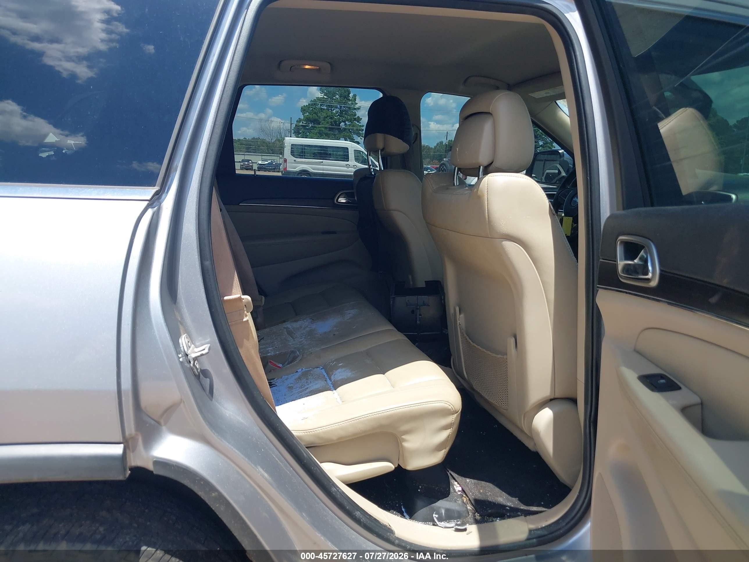 2014 Jeep Grand Cherokee Limited Silver vin: 1C4RJEBG2EC173729