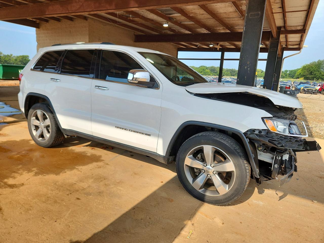 2015 Jeep Grand Cherokee Limited White vin: 1C4RJEBG2FC218573