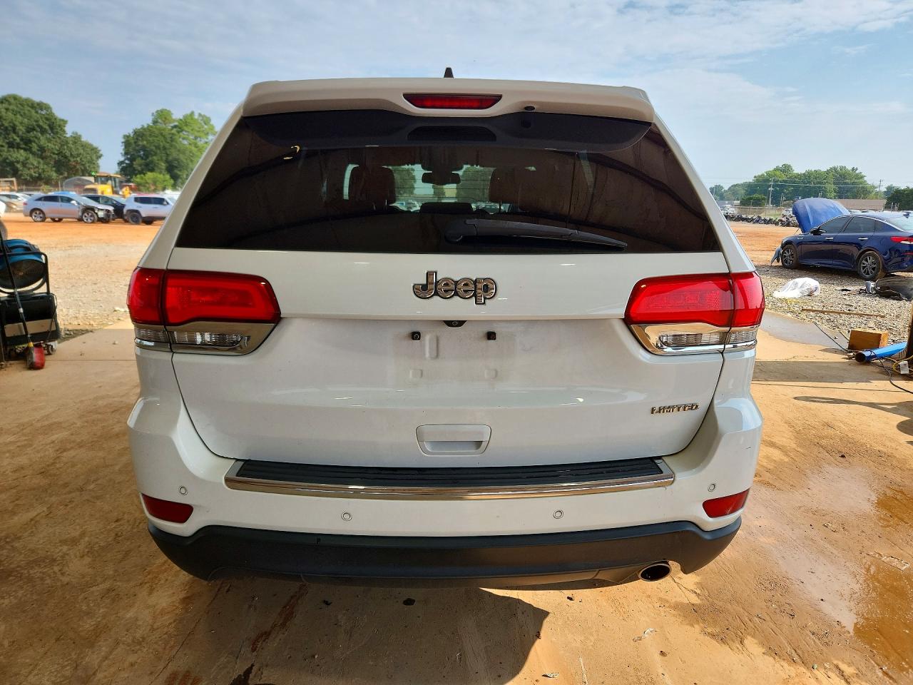 2015 Jeep Grand Cherokee Limited White vin: 1C4RJEBG2FC218573