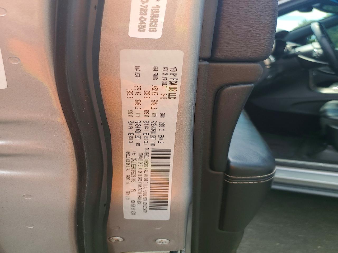 2015 Jeep Grand Cherokee Limited Серебряный vin: 1C4RJEBG2FC872229