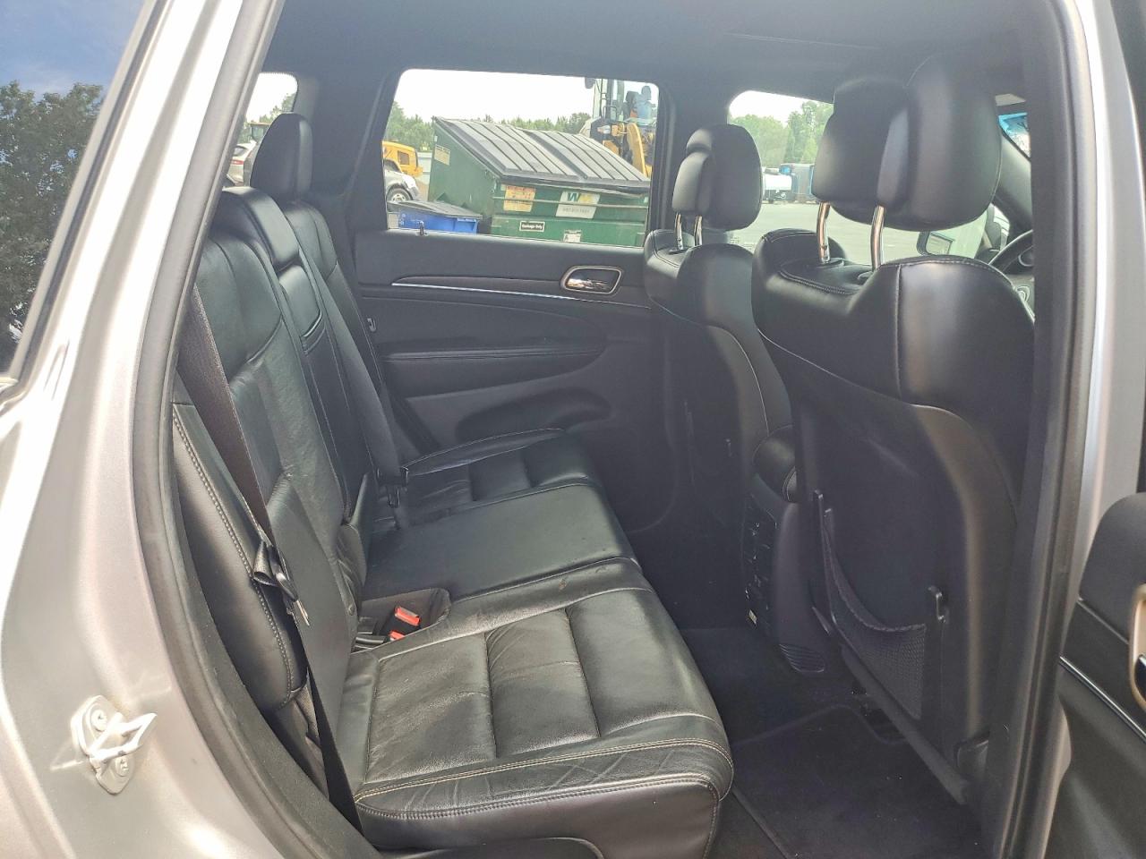 2015 Jeep Grand Cherokee Limited Серебряный vin: 1C4RJEBG2FC872229
