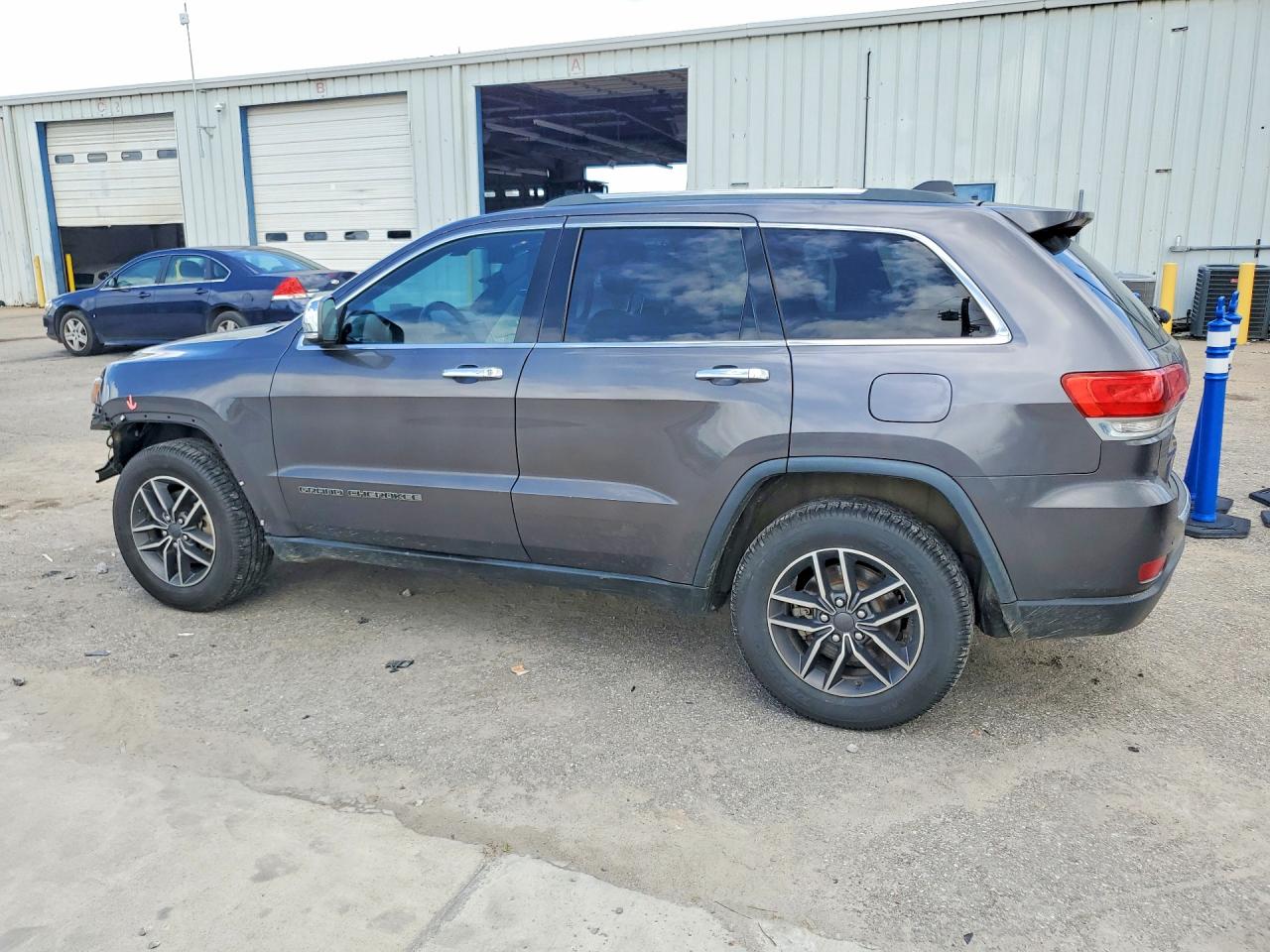 2019 Jeep Grand Cherokee Limited Gray vin: 1C4RJEBG2KC751680