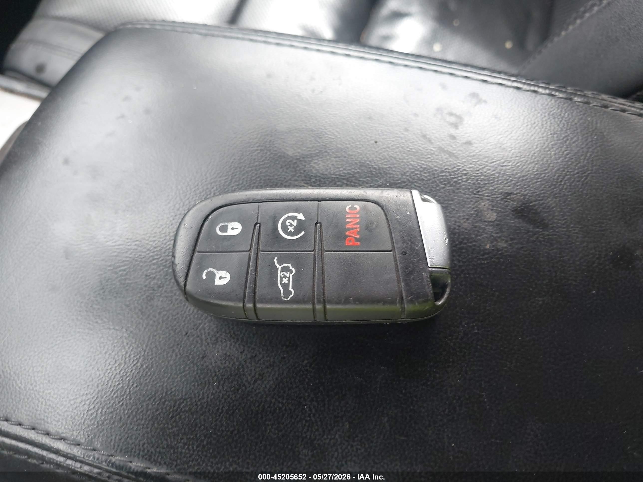 2020 Jeep Grand Cherokee Limited 4x2 Черный vin: 1C4RJEBG2LC265954