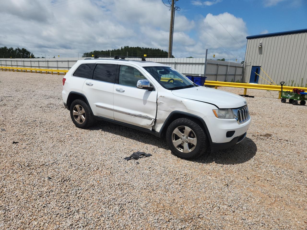 2013 Jeep Grand Cherokee Limited White vin: 1C4RJEBG3DC644835