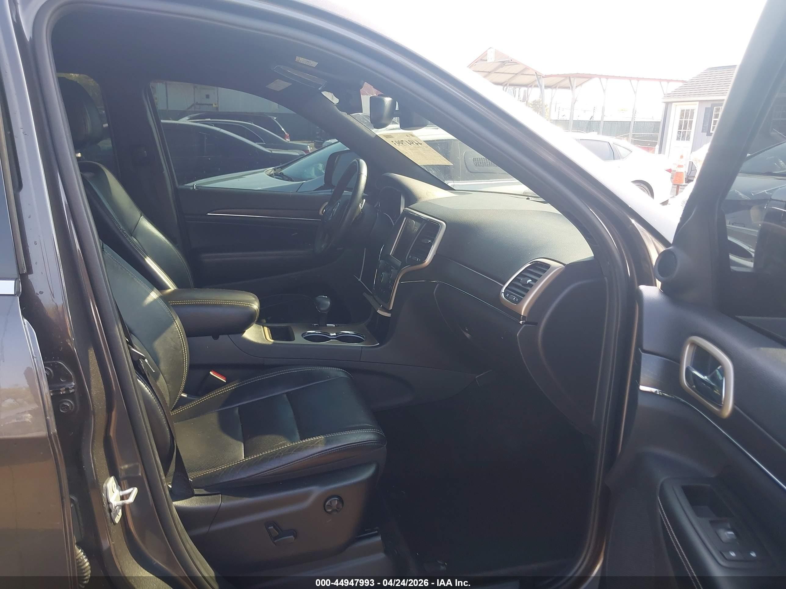 2015 Jeep Grand Cherokee Limited Серый vin: 1C4RJEBG3FC118899
