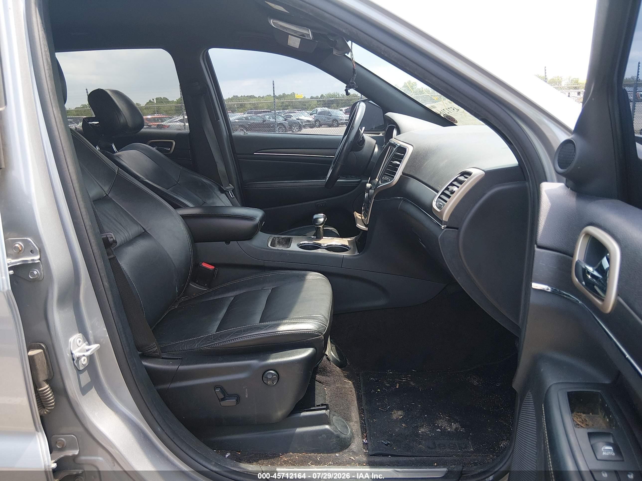 2015 Jeep Grand Cherokee Limited Silver vin: 1C4RJEBG3FC192985