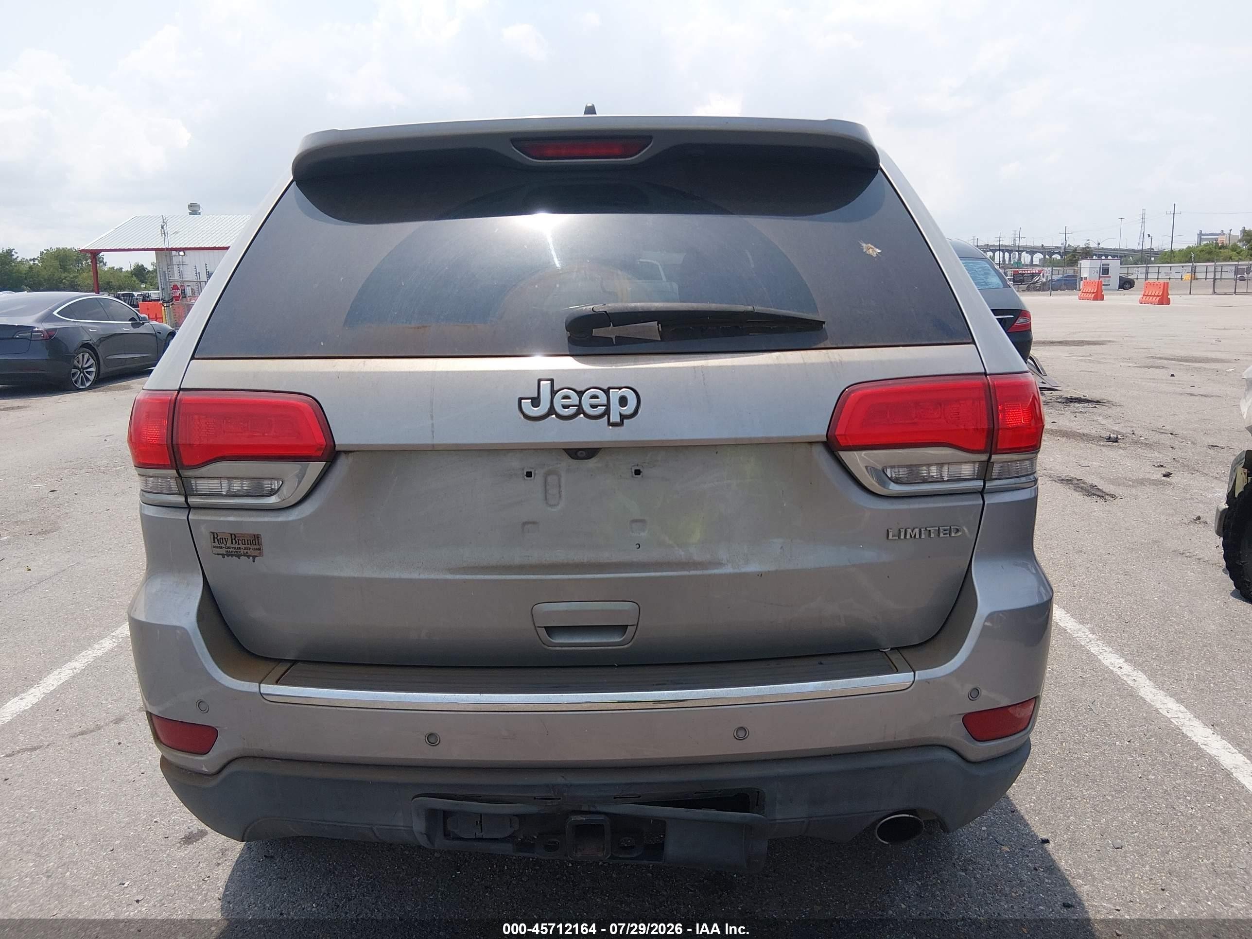 2015 Jeep Grand Cherokee Limited Silver vin: 1C4RJEBG3FC192985