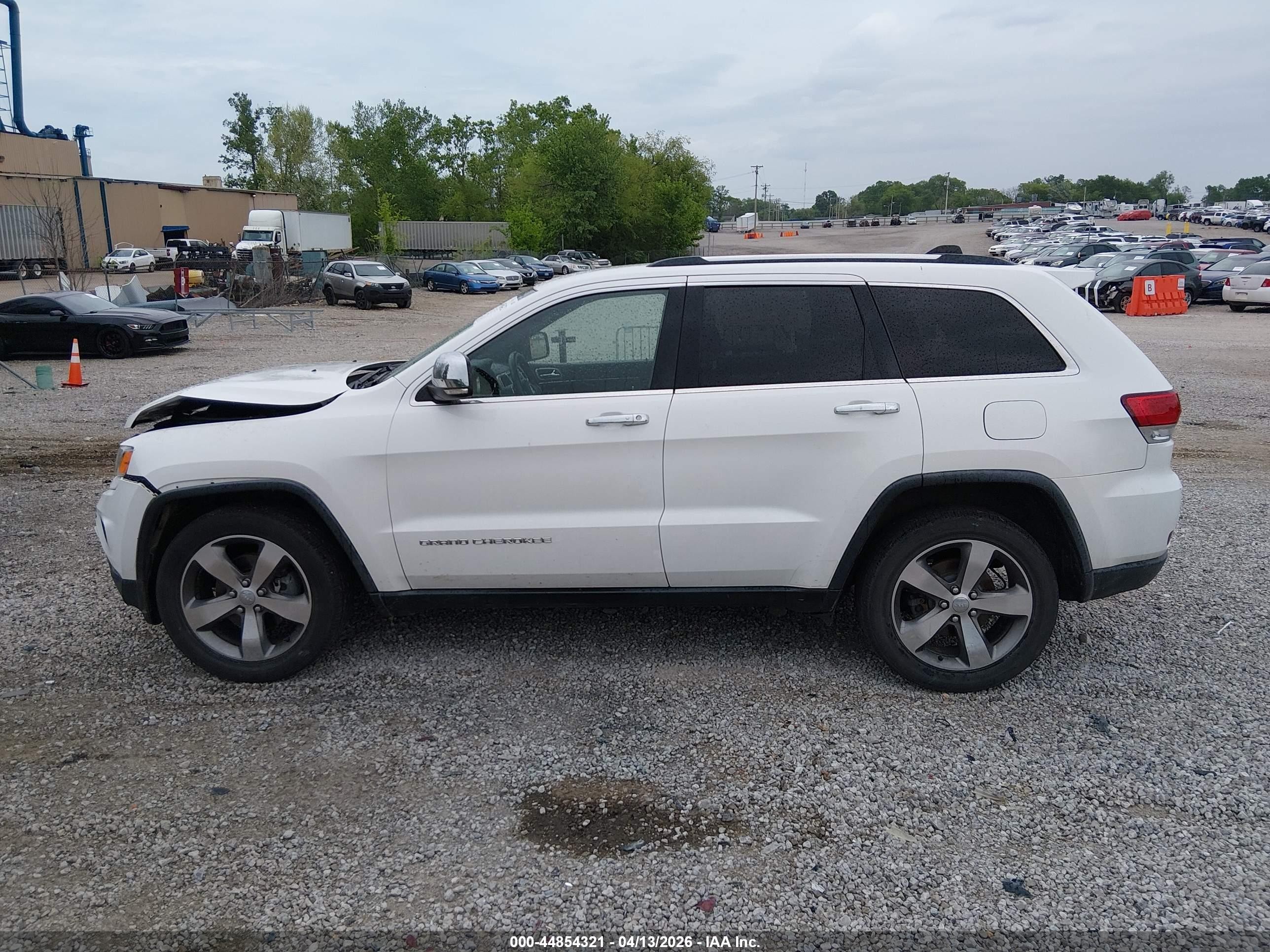 2015 Jeep Grand Cherokee Limited White vin: 1C4RJEBG3FC239092