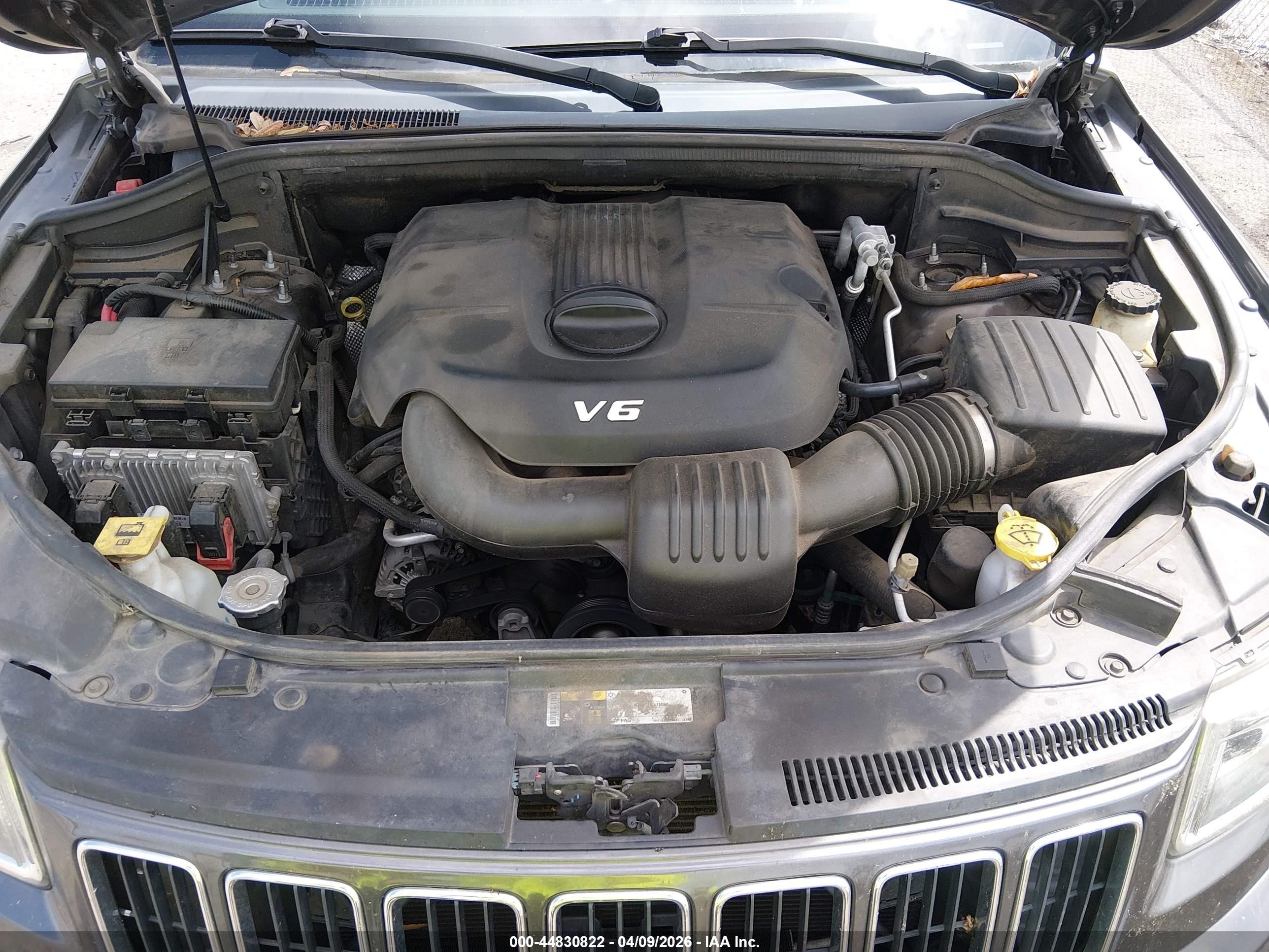 2015 Jeep Grand Cherokee Limited Gray vin: 1C4RJEBG3FC635345