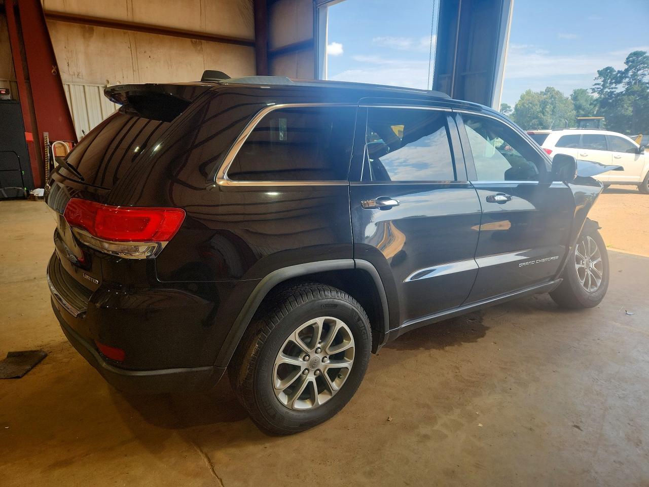 2015 Jeep Cheerokee Black vin: 1C4RJEBG3FC693861