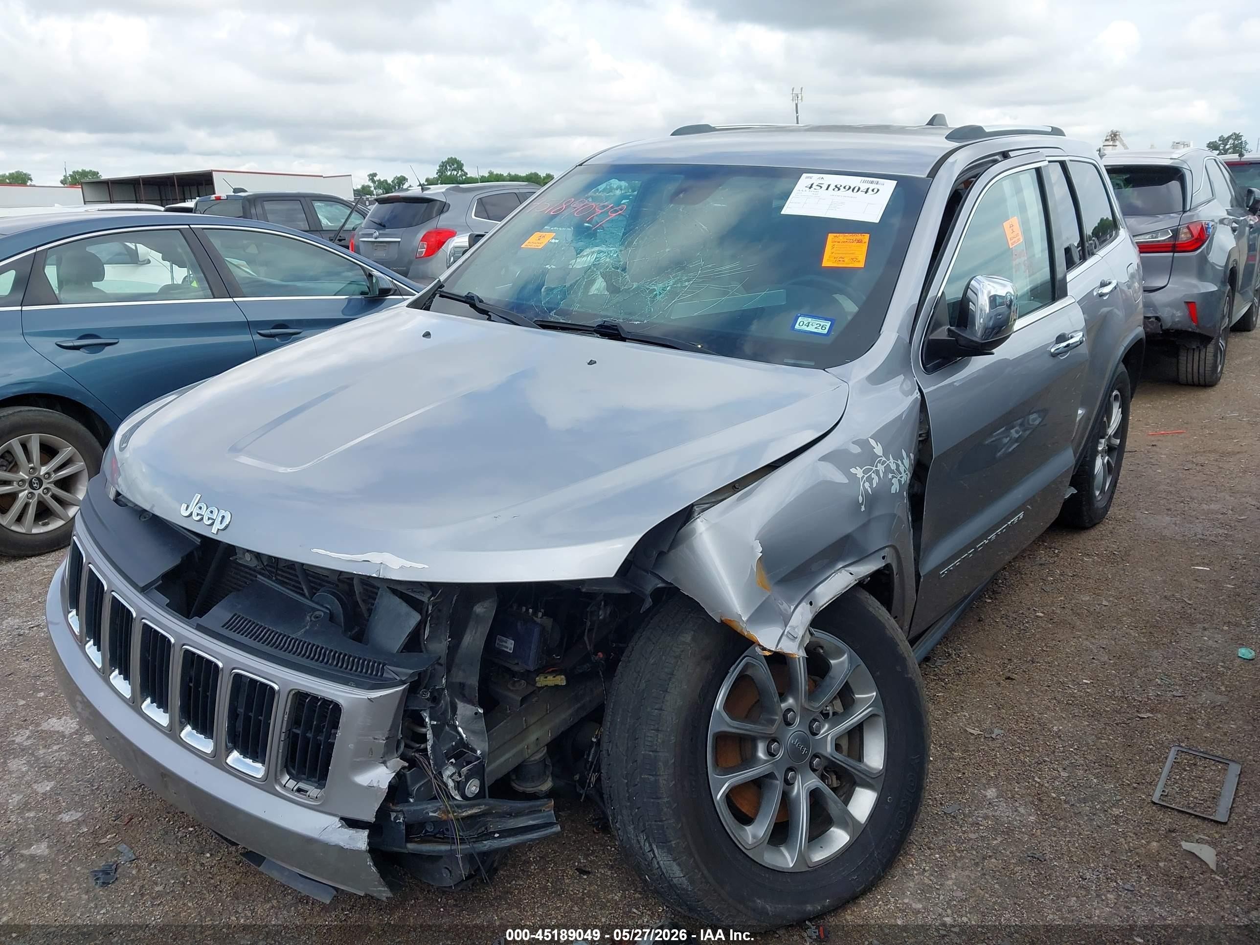 2015 Jeep Grand Cherokee Limited Silver vin: 1C4RJEBG3FC749328