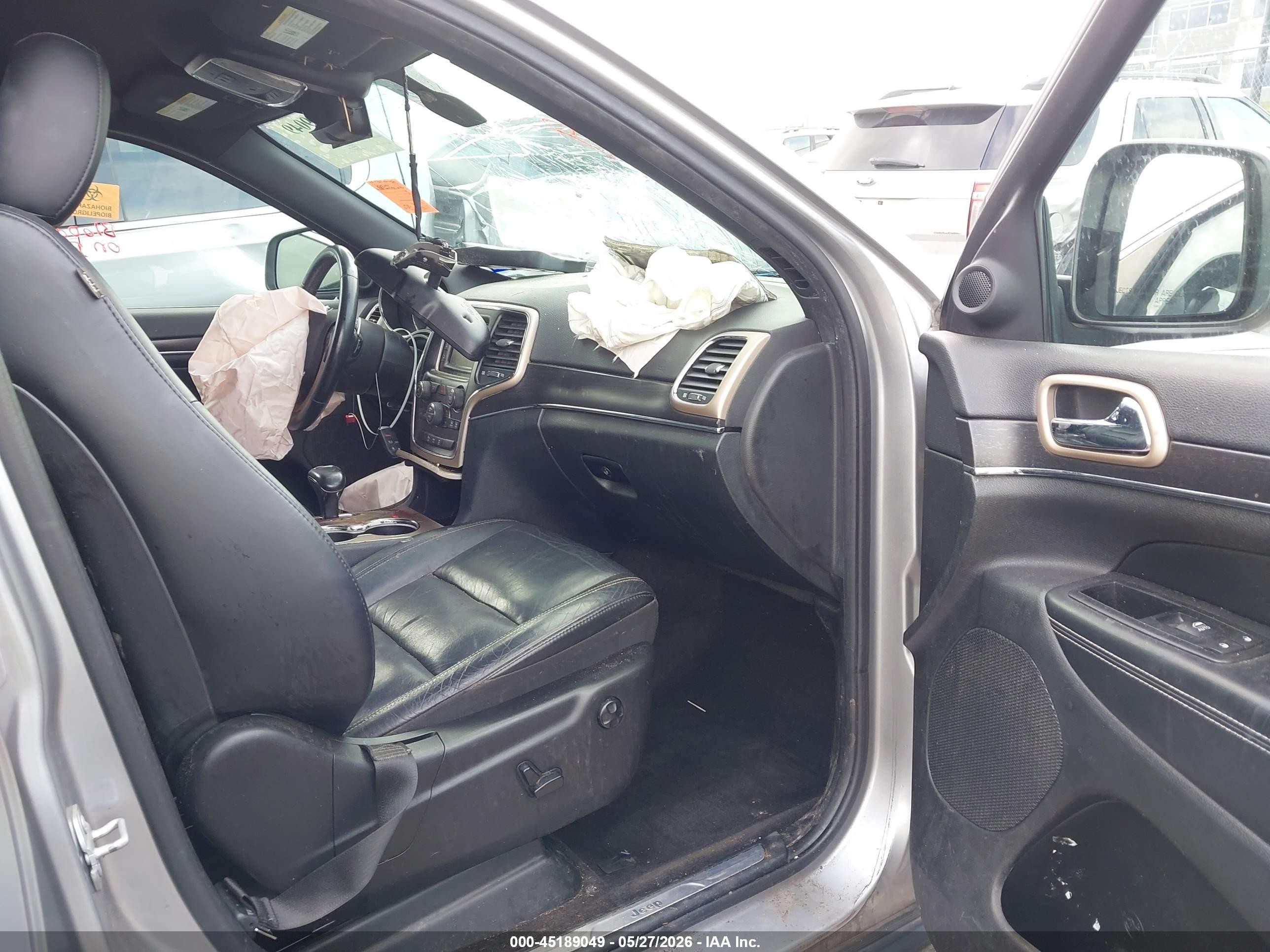 2015 Jeep Grand Cherokee Limited Silver vin: 1C4RJEBG3FC749328