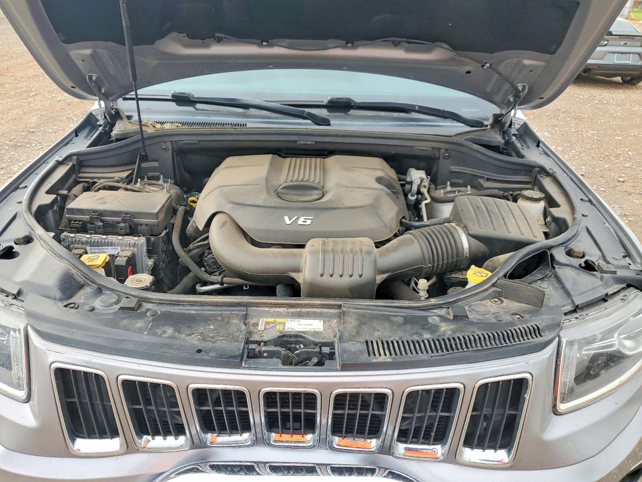 2015 Jeep Grand Cherokee Limited Silver vin: 1C4RJEBG3FC841099