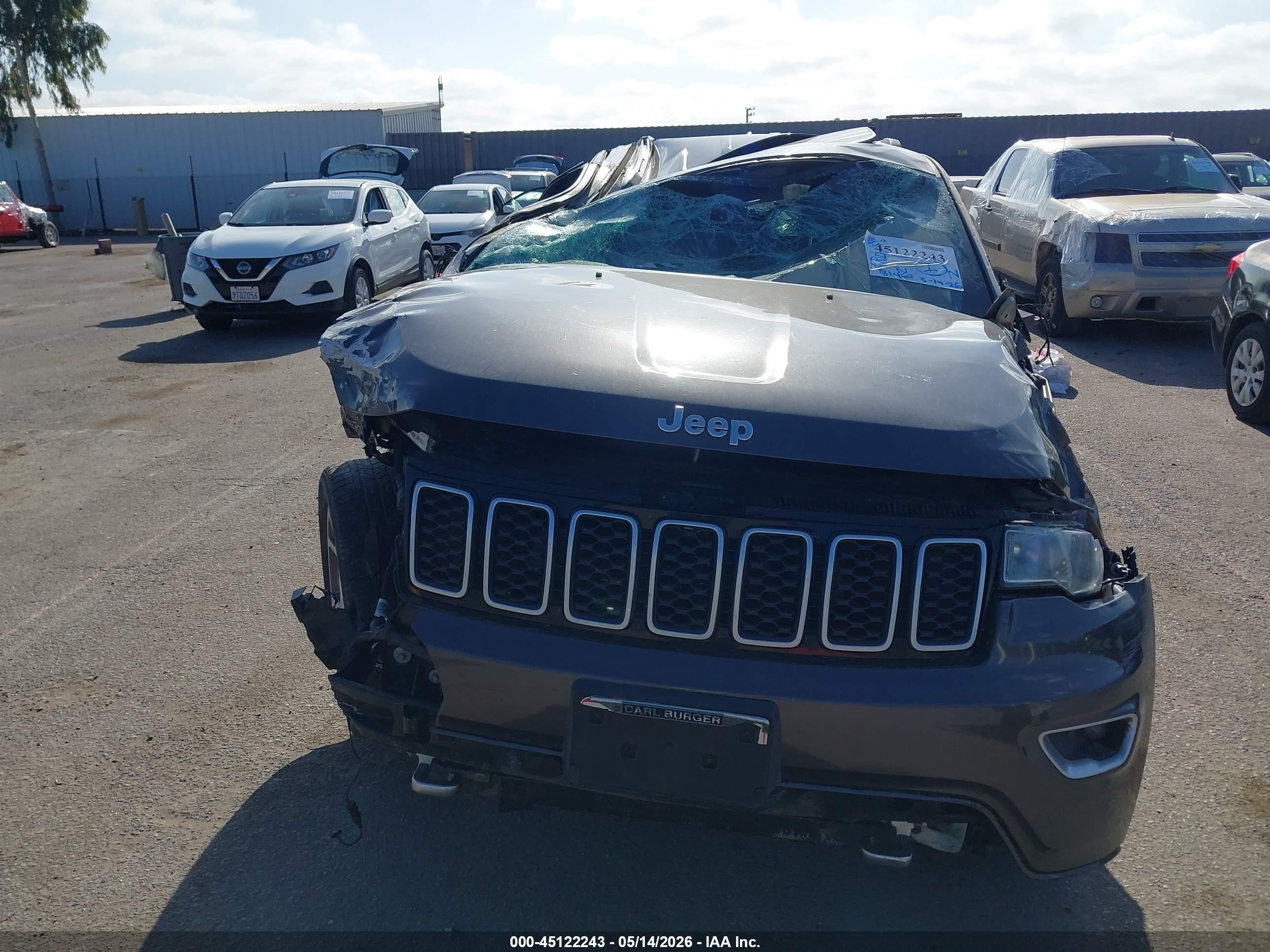 2018 Jeep Grand Cherokee Sterling Edition 4x2 Gray vin: 1C4RJEBG3JC109628